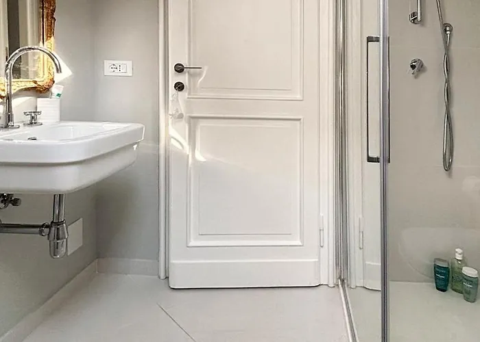 Rovereto31 Apartment *